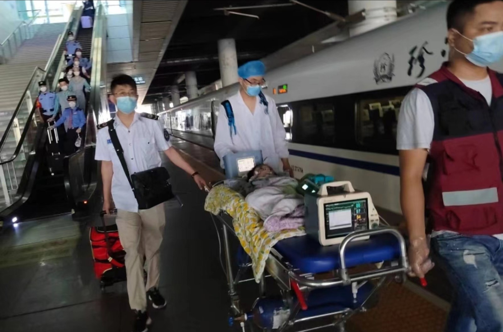 儋州高铁转运公司